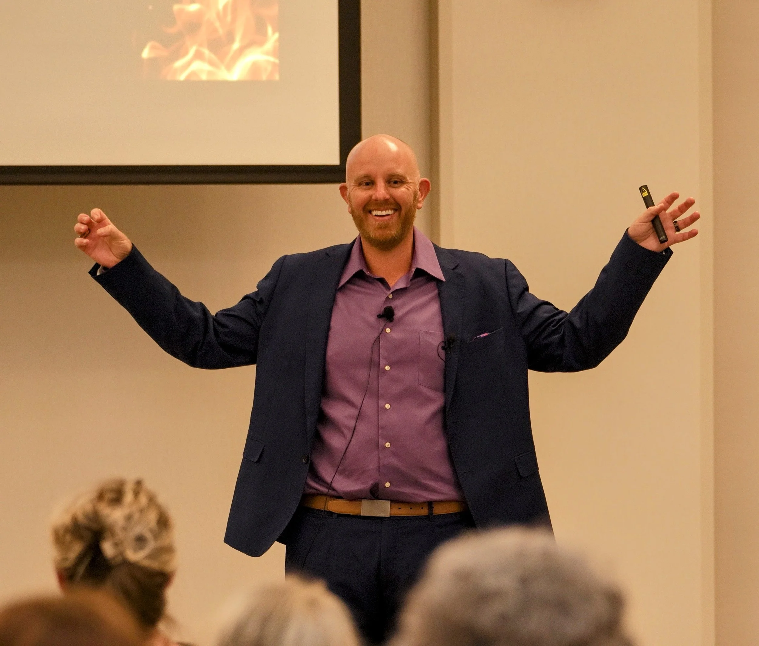 Keynote speaker Rob Kalwarowsky speaking at HR conference