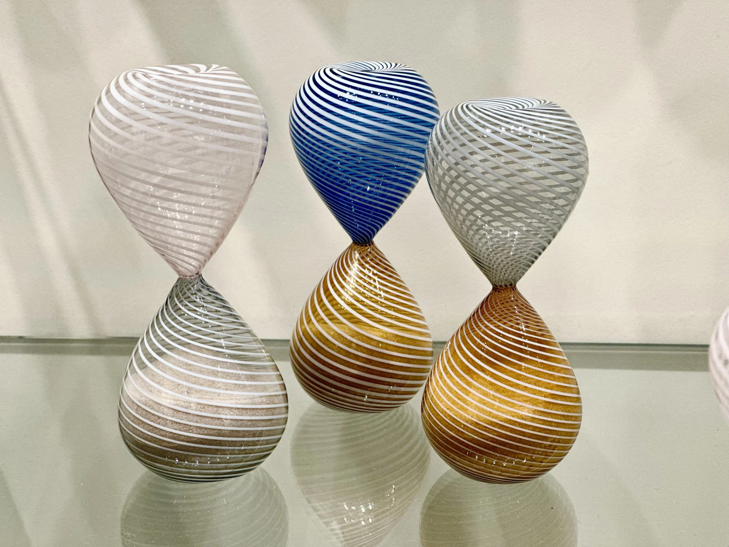 Clessidre bicolor filigrana medie €55,00 
(contattarci per la disponibilità dei colori)