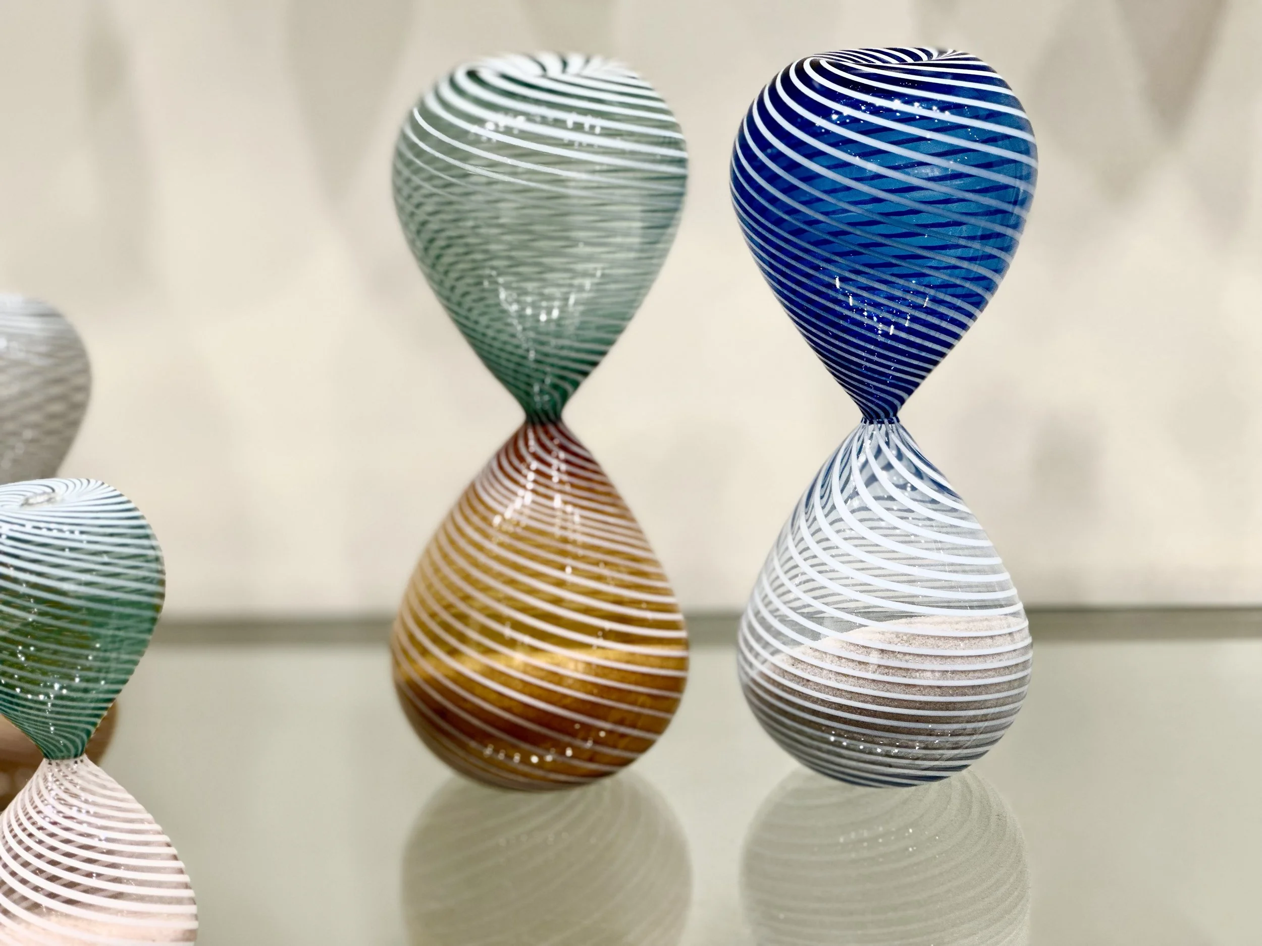 Clessidre bicolor filigrana grande €65,00 
(contattarci per la disponibilità dei colori)