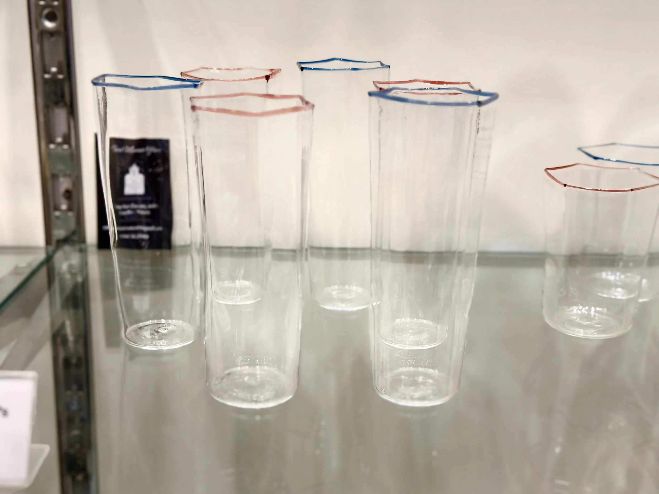 Flute esagonali €55,00
(contattarci per la disponibilità dei colori)