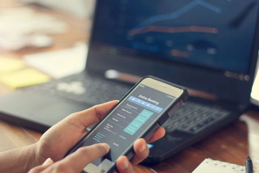 Should Your Checking Account Be in Your Living Trust Created in Seattle?