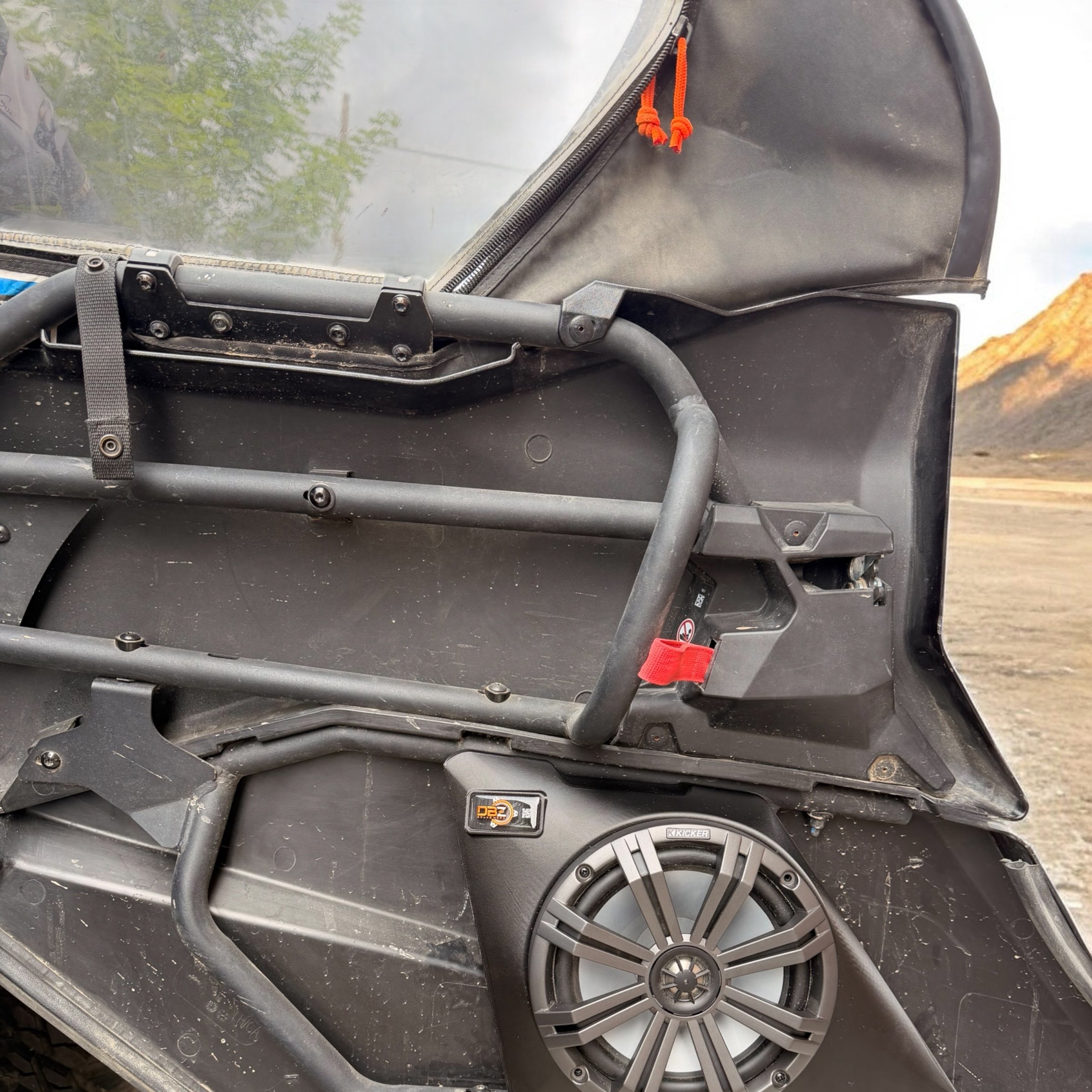 Maverick X3 Rear Door 8" Speaker Pod