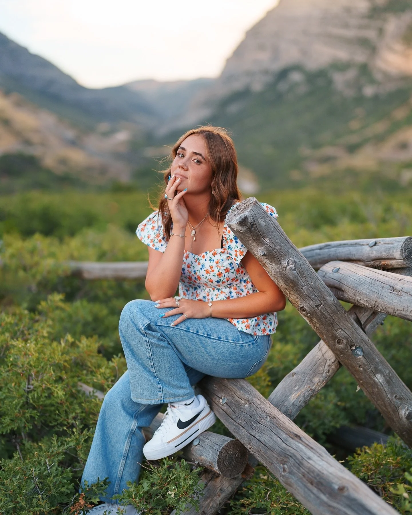 Catching up on all my summer posts before the feed changes to all the fall photo shoots. Here&rsquo;s a few from seniors with Whitney!