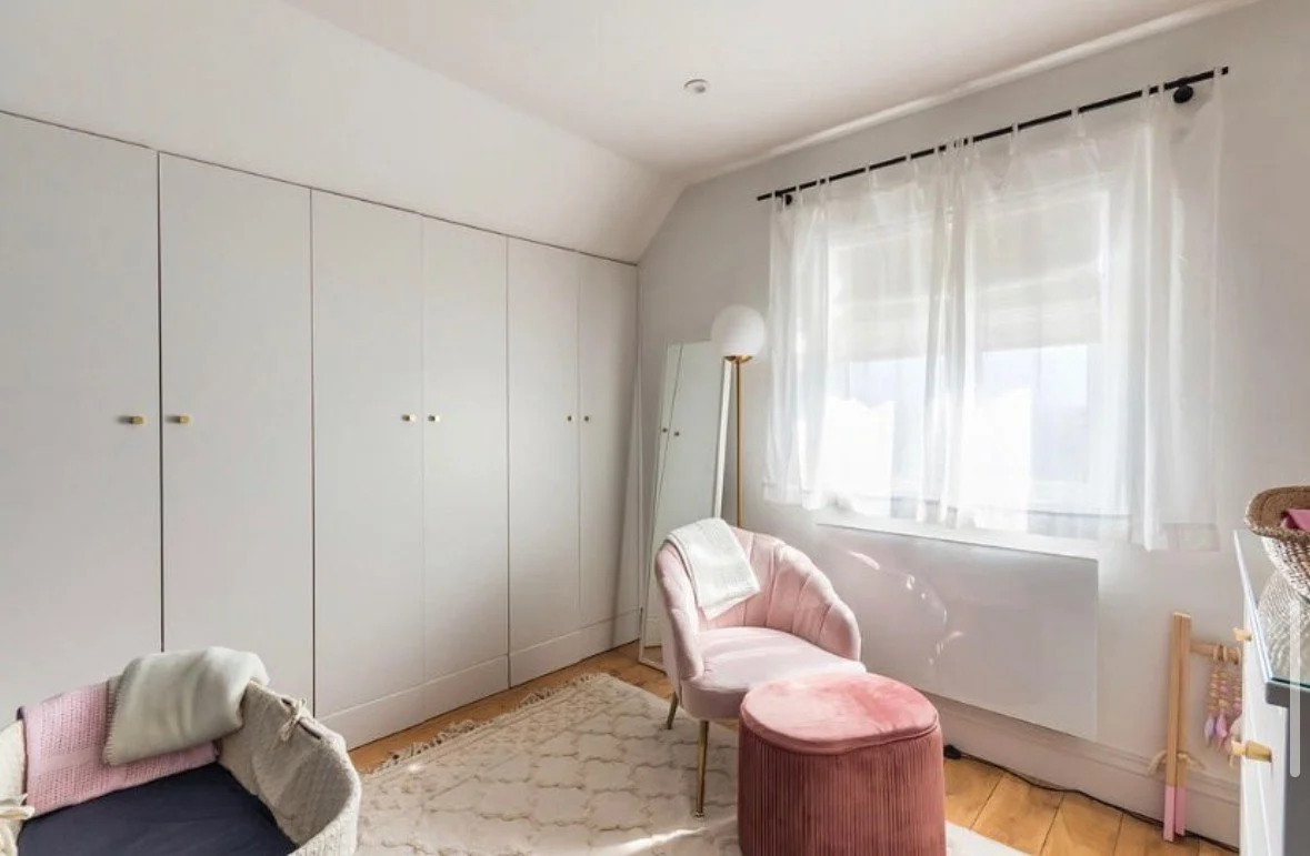 Bedroom refurb bespoke joinery fitted wardobes southampton caarpenter.jpg