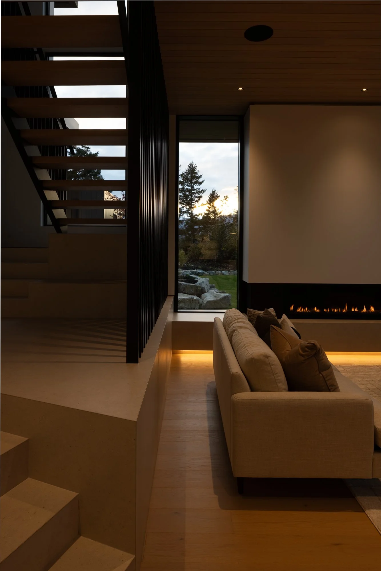 9257 stairs and couch.jpg