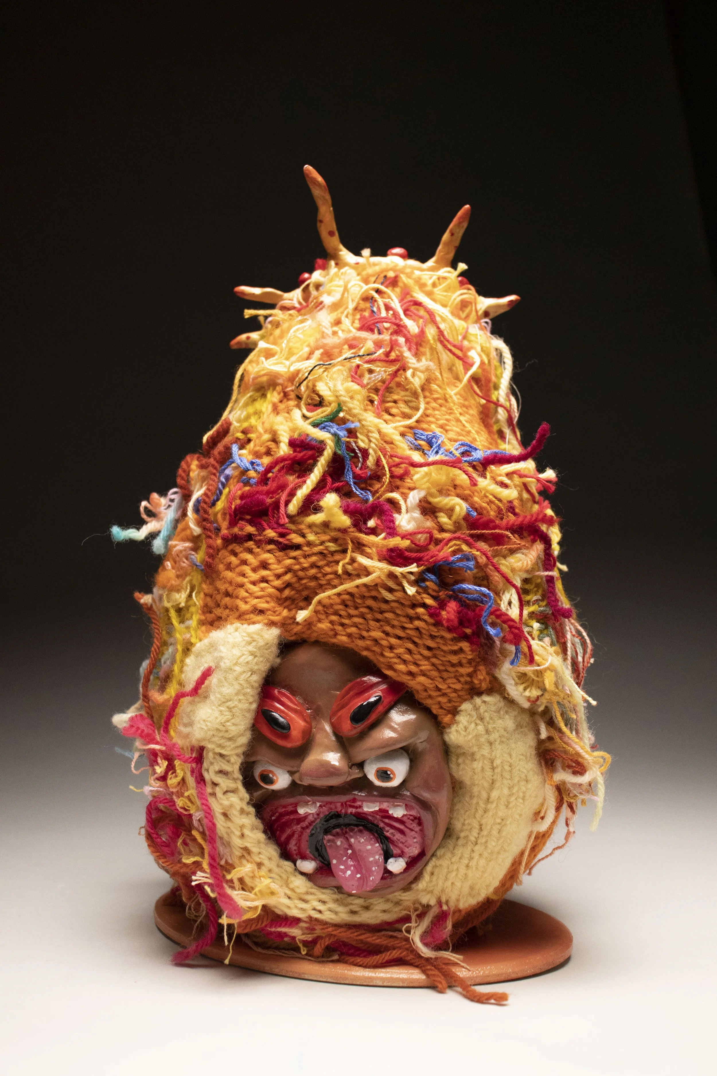 Happy Yellow.

Polymer clay, wire, acrylic paint, yarn on wood 
30 x 18 x 13 cm
2023