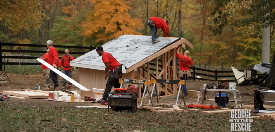 Watch: Servant’s Heart Ministry Builds a ‘Horse Hotel’ on George to the Rescue