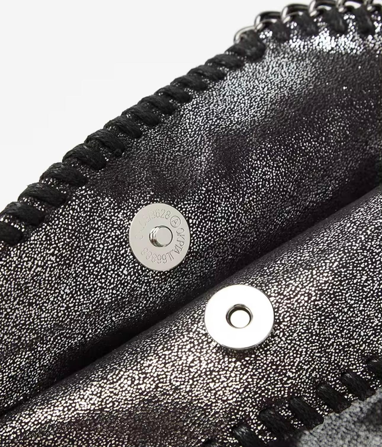 Falabella Mini 5.jpg