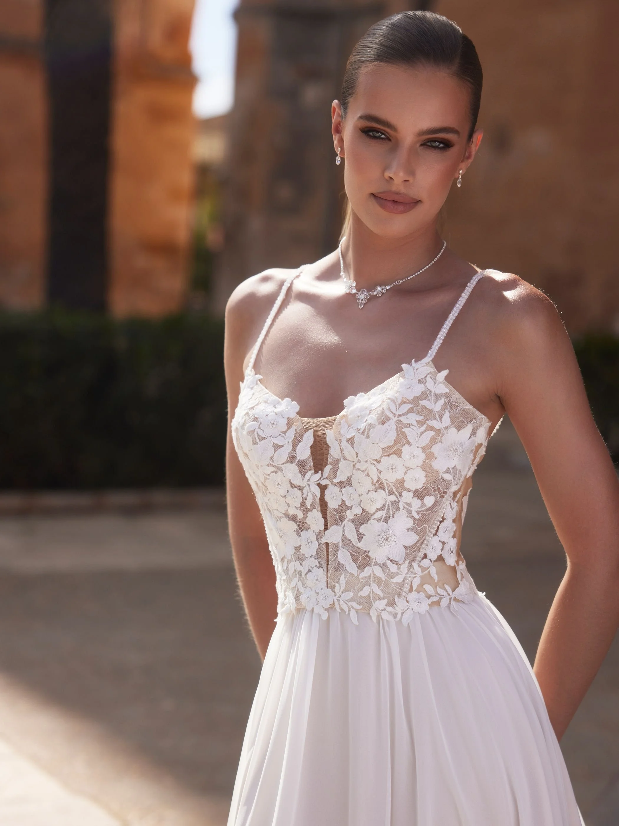 bianco-evento-bridal-top-e472-_1_.jpg