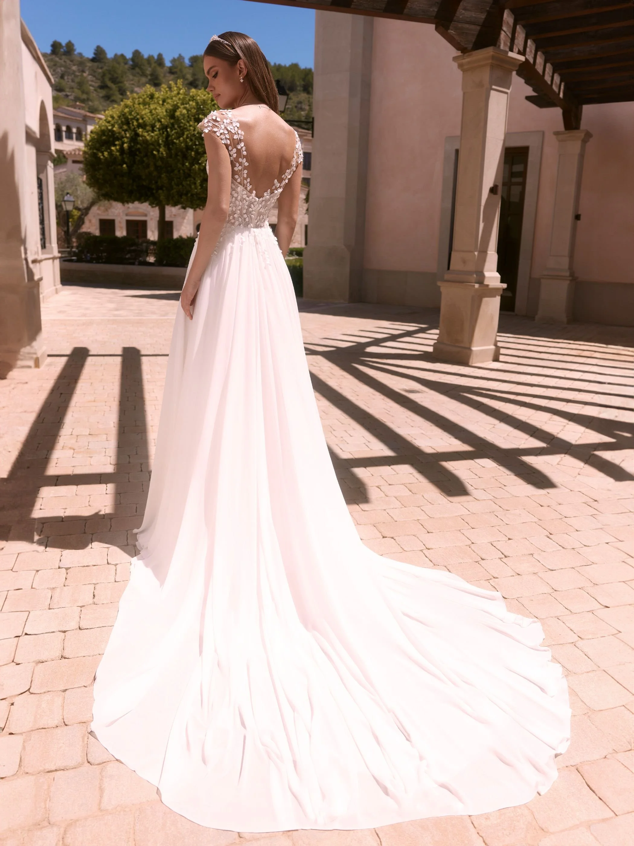 bianco-evento-limited-dress-doridis-_1_.jpg