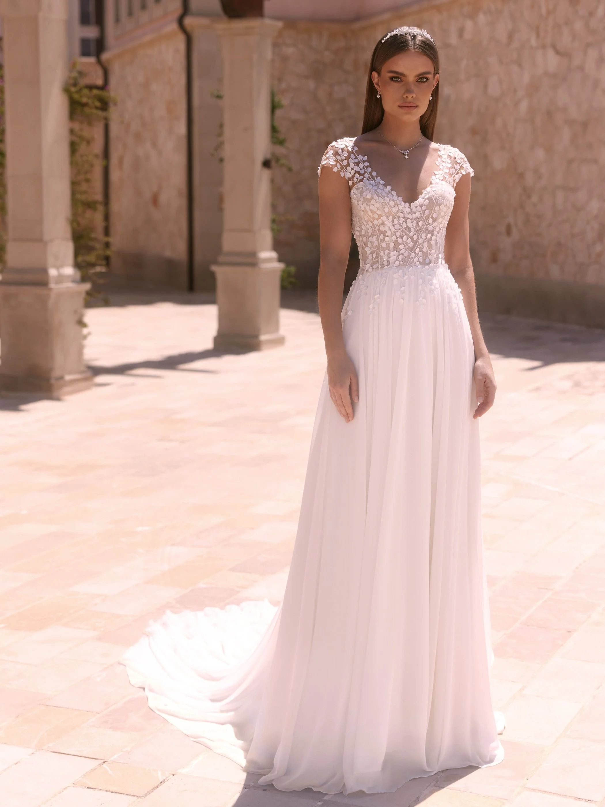 bianco-evento-limited-dress-doridis-_3_.jpg