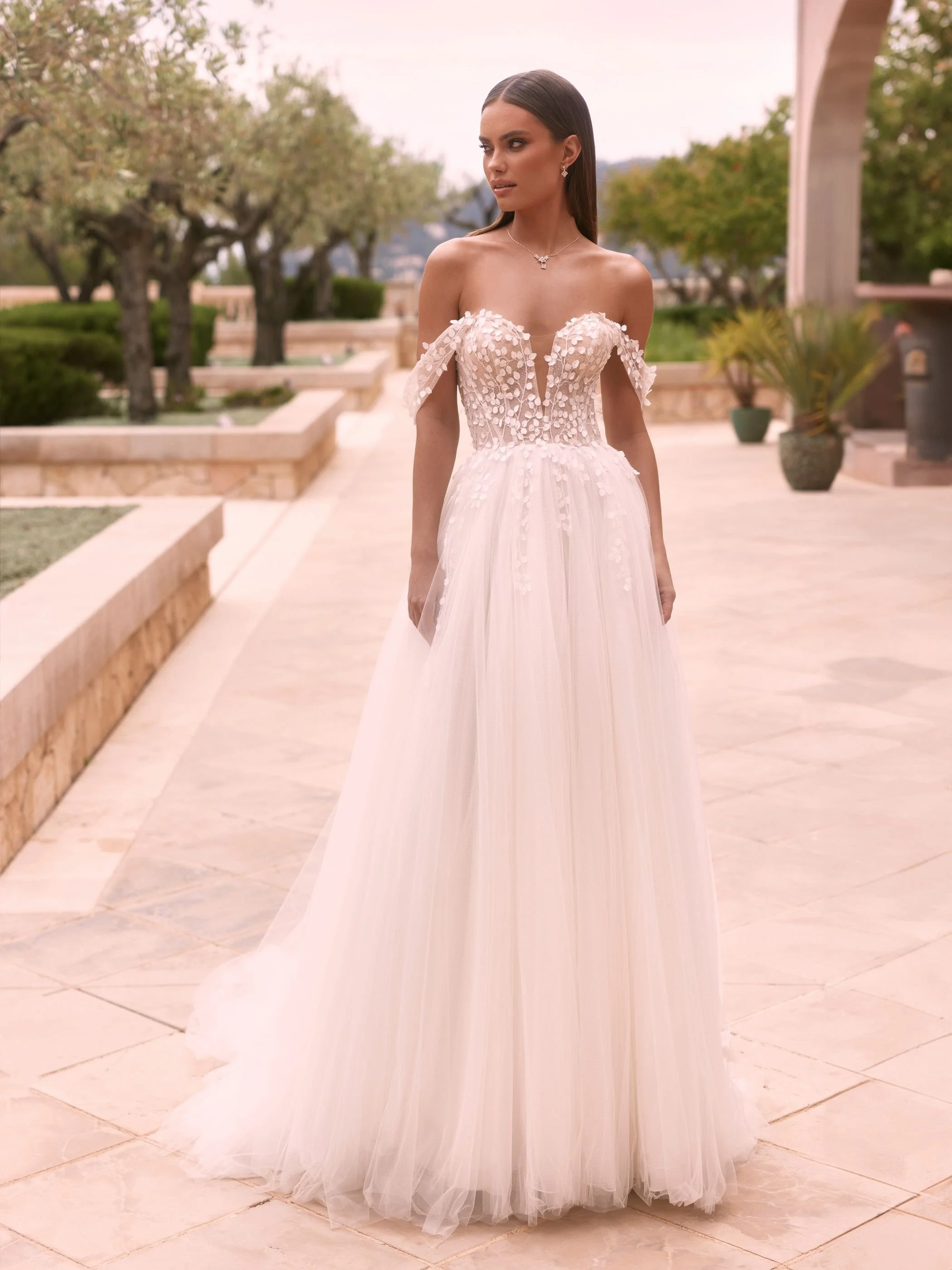 bianco-evento-limited-dress-varanes-_5_.jpg