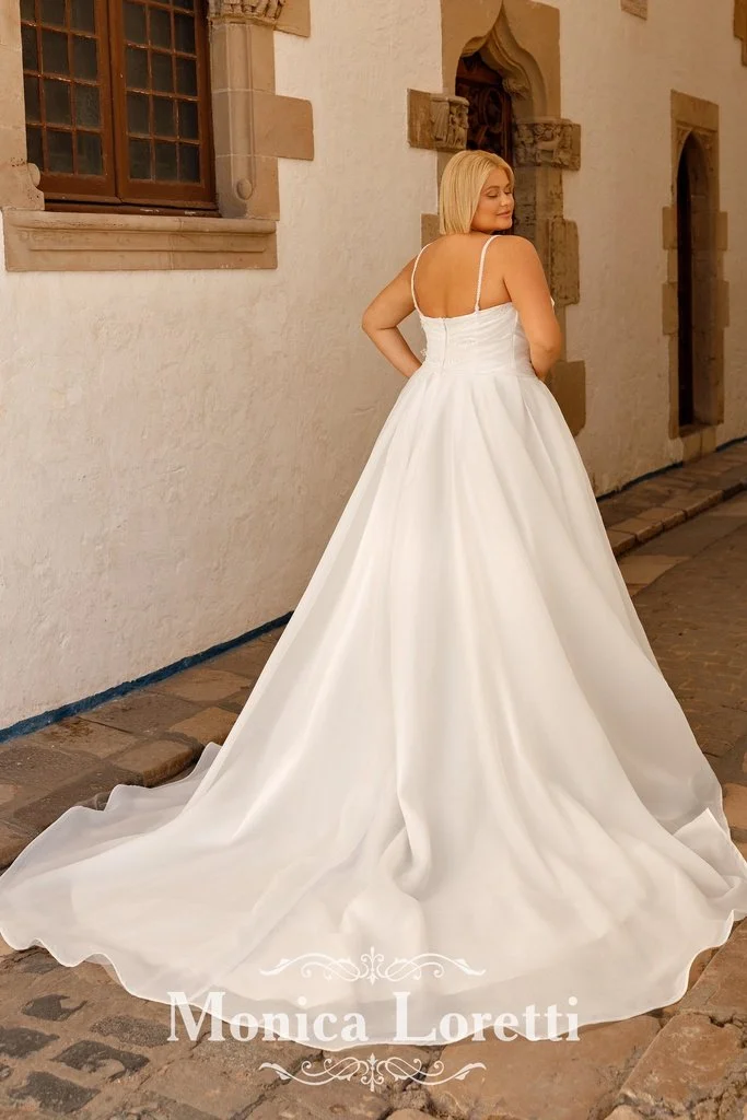 8281 Curvy d.jpg