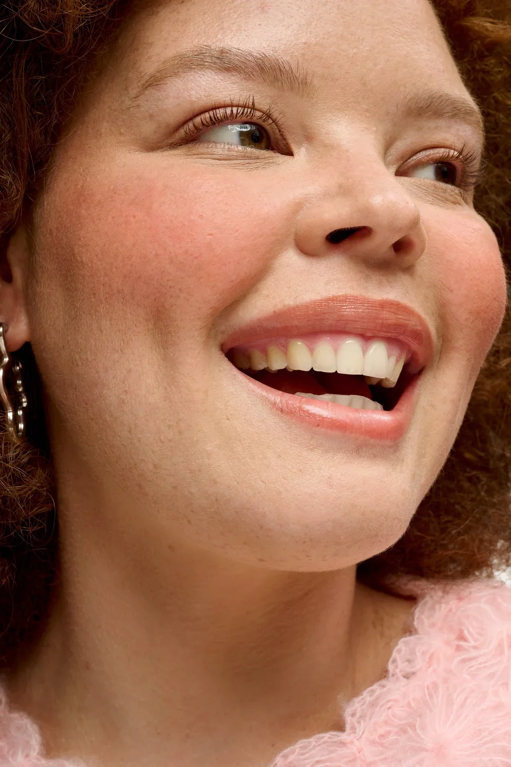 SHOT+38+–+KIANA+–+CHILLI+ASPIRATIONAL+W+PRODUCT_3979.jpg.webp
