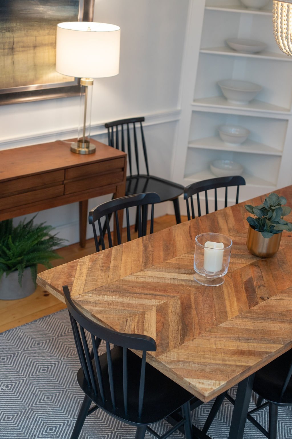 Dining room seating for 6