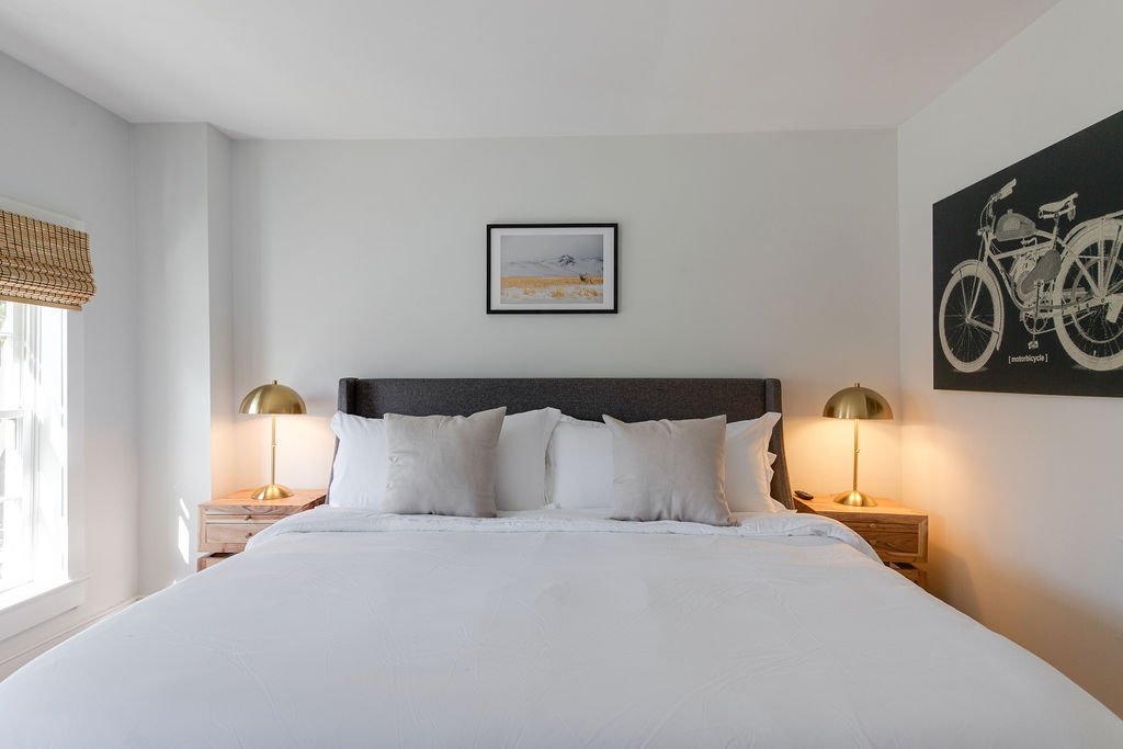Bedroom2 - King bed