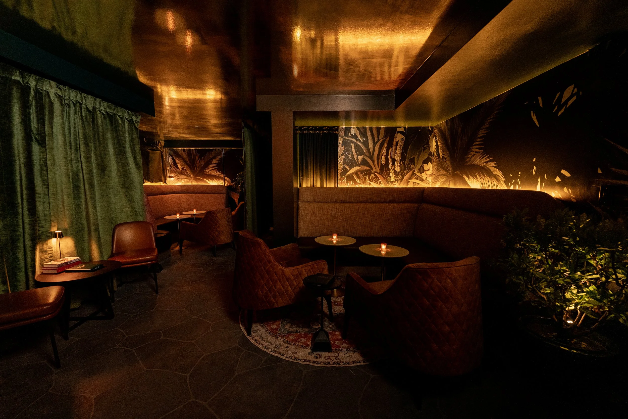 TROPICAL JAZZ TUESDAYS 