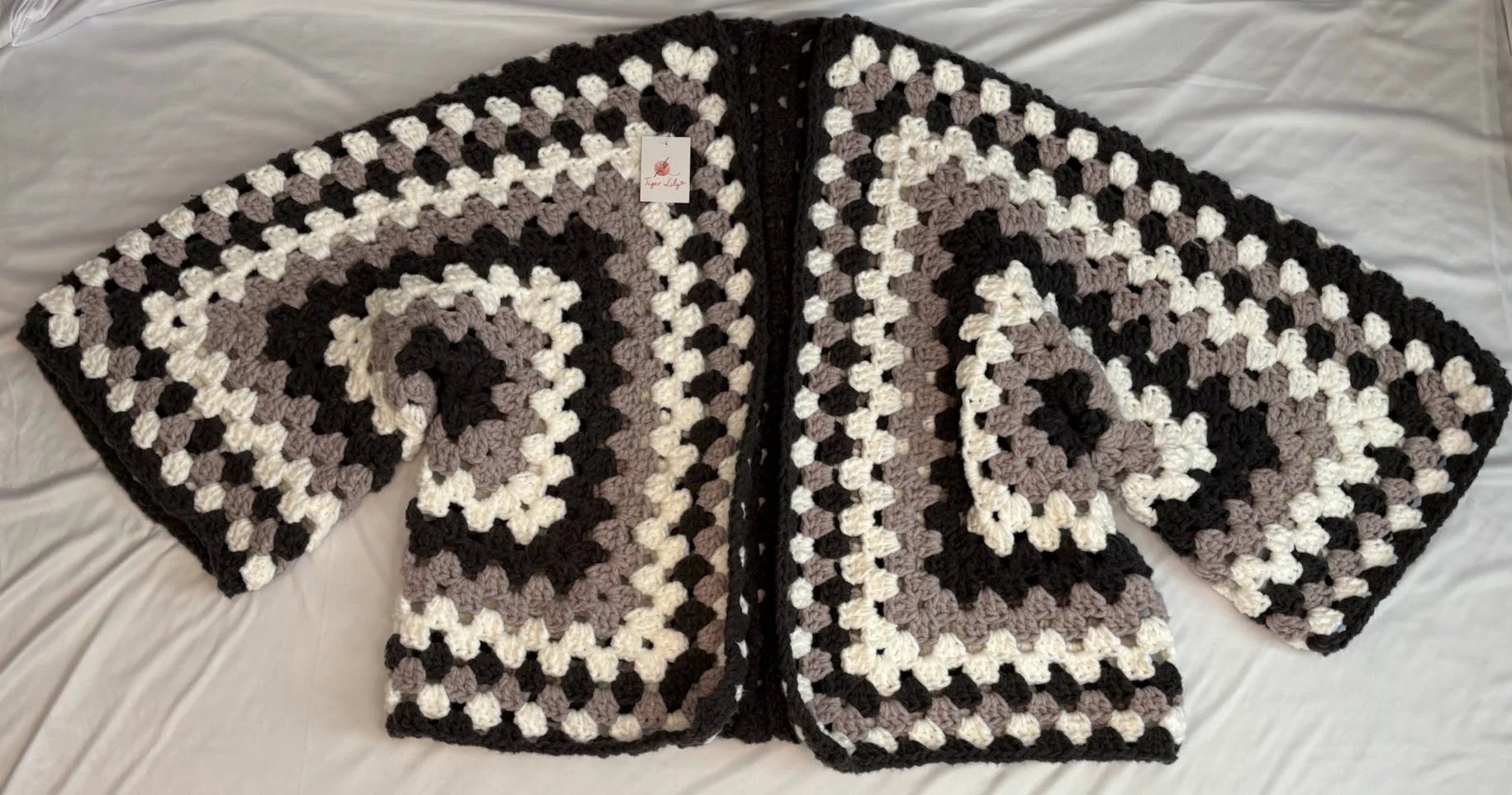 Weighted Cardigan - Gray & White