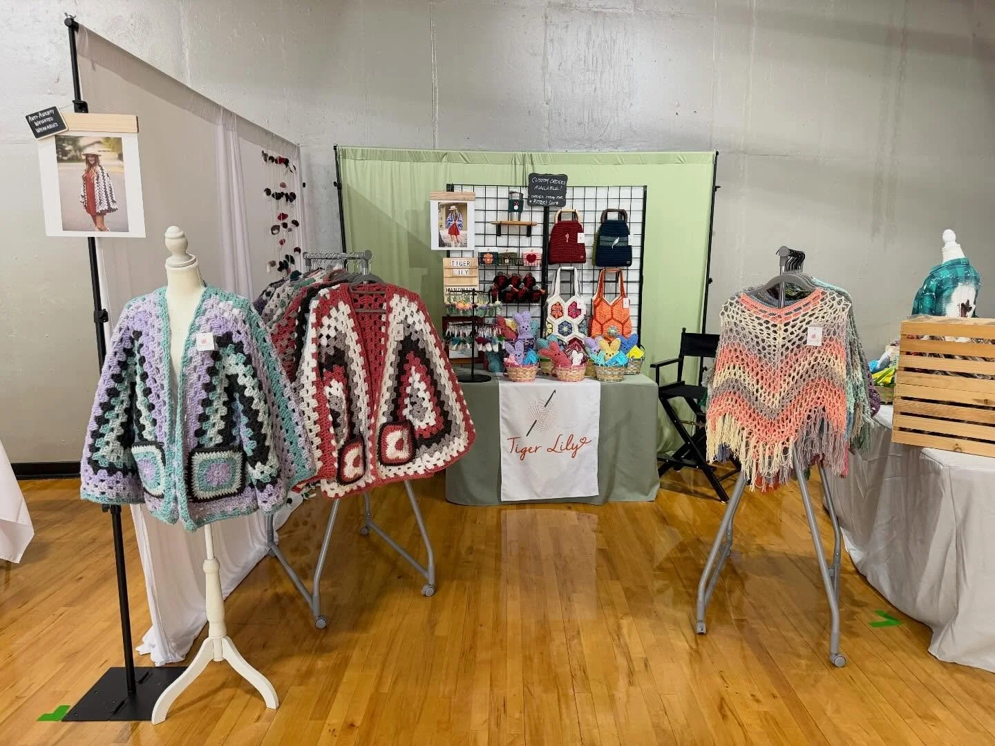 Excited for today&rsquo;s craft show at @intheranch! Stop by from 9a-5p for some wonderful spring shopping from local artisans! 🐯🧶