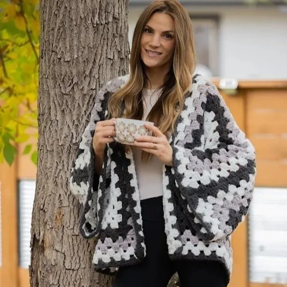 Jo+-cardigan3.jpg