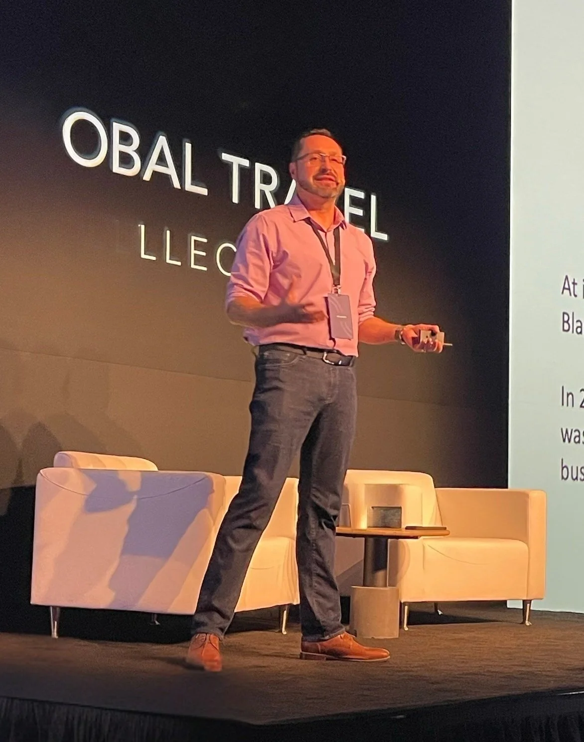 Keynote by Marat on embracing change as a dynamic leader