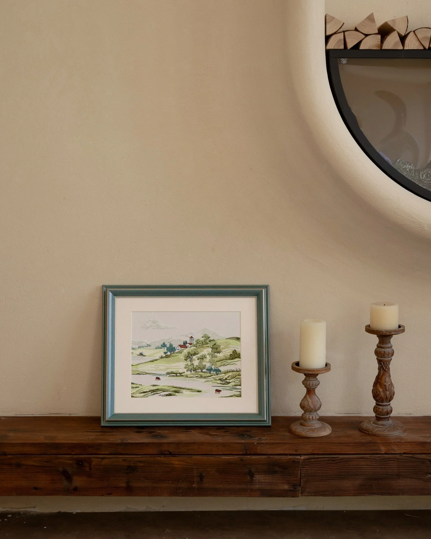 embroiderySpring embroidered art, a quiet countryside landscape with soft greens and a slightly hazy feel.

#landscapeart #embroideryart #framedwallart #decorativeart #classichomedecor #pampan