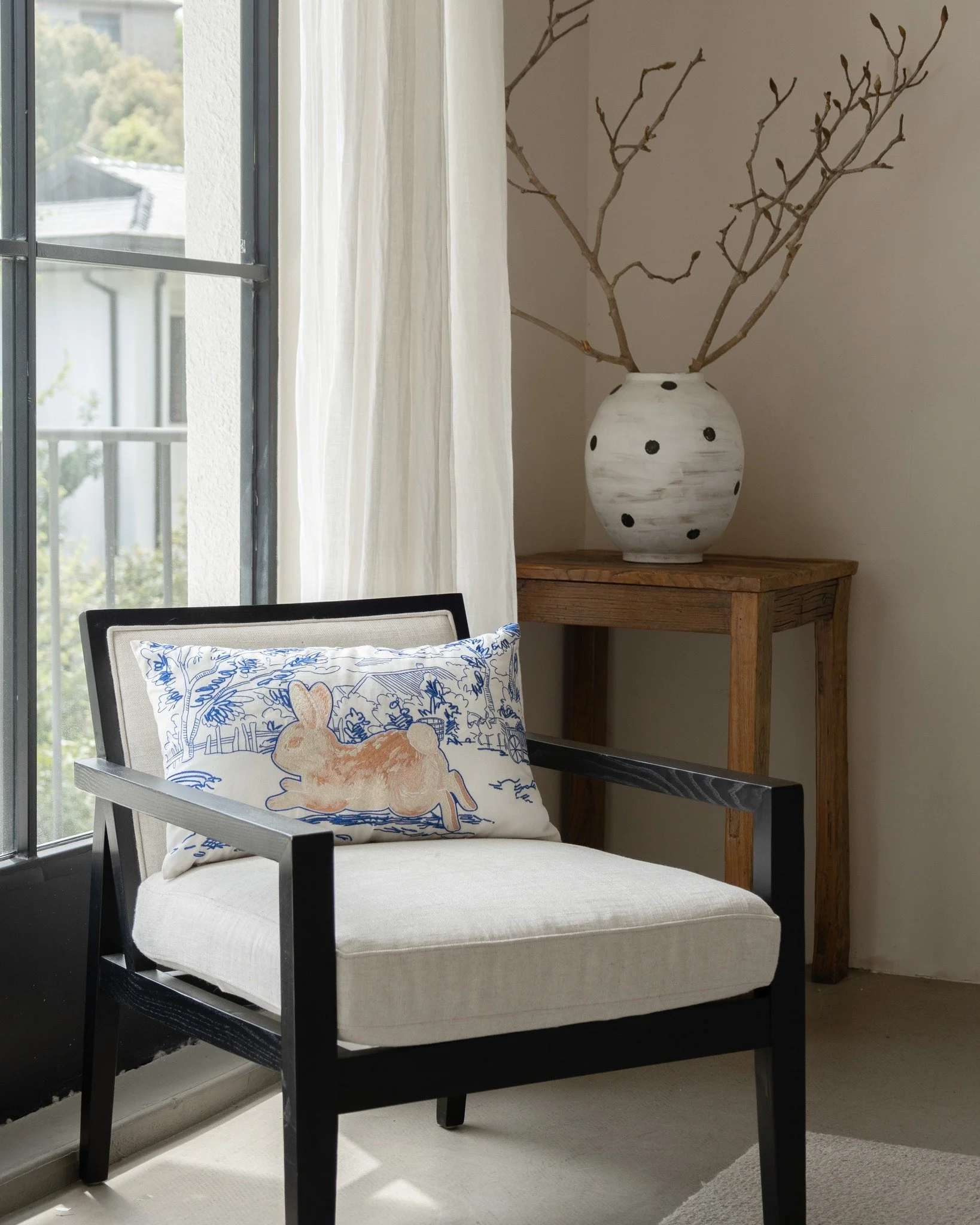 There was a time when a rabbit wasn&rsquo;t just a rabbit.
It could be a friend, a story, or the beginning of an entire afternoon.

#whimsy #lumbarpillows #embroideredcushions #embroideredpillows #decorativepillows #modernhomedecor #cozycorner #pampa