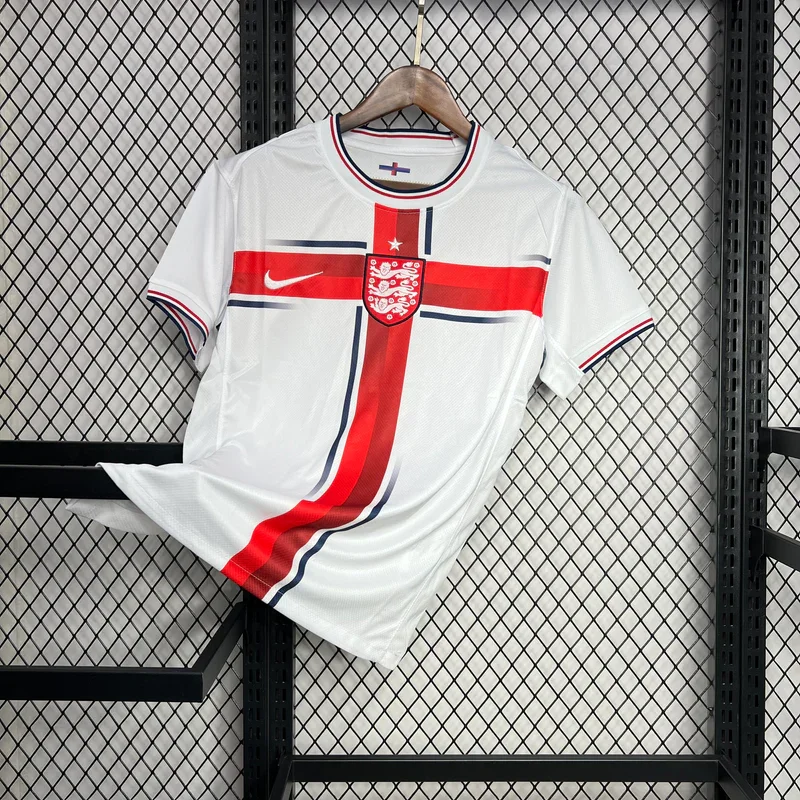 camisa-camiseta-inglaterra-nike-inglesa-selecao-selecao-versao-versao-torcedor-masculina-24-25-edicao-edicao-especial-branca-branco-vermelha-vermelho_3_800x.webp