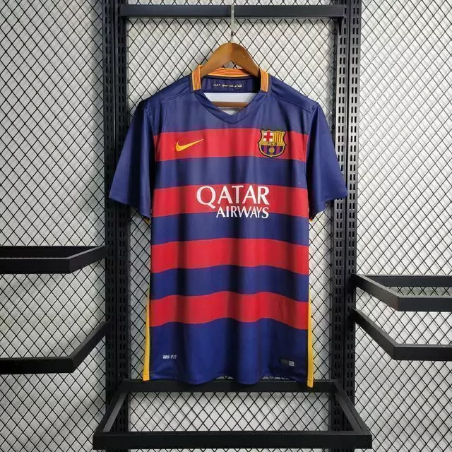camisa-retro-barcelona-15-16-home-nike-vermelho-azul-imagem1-jpeg1-daa3b7b5e593ead74316942214145404-1024-1024.webp