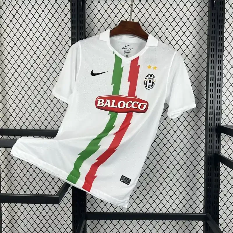 Retro-2010-11-Juventus-Soccer-Jersey-Away-7.webp