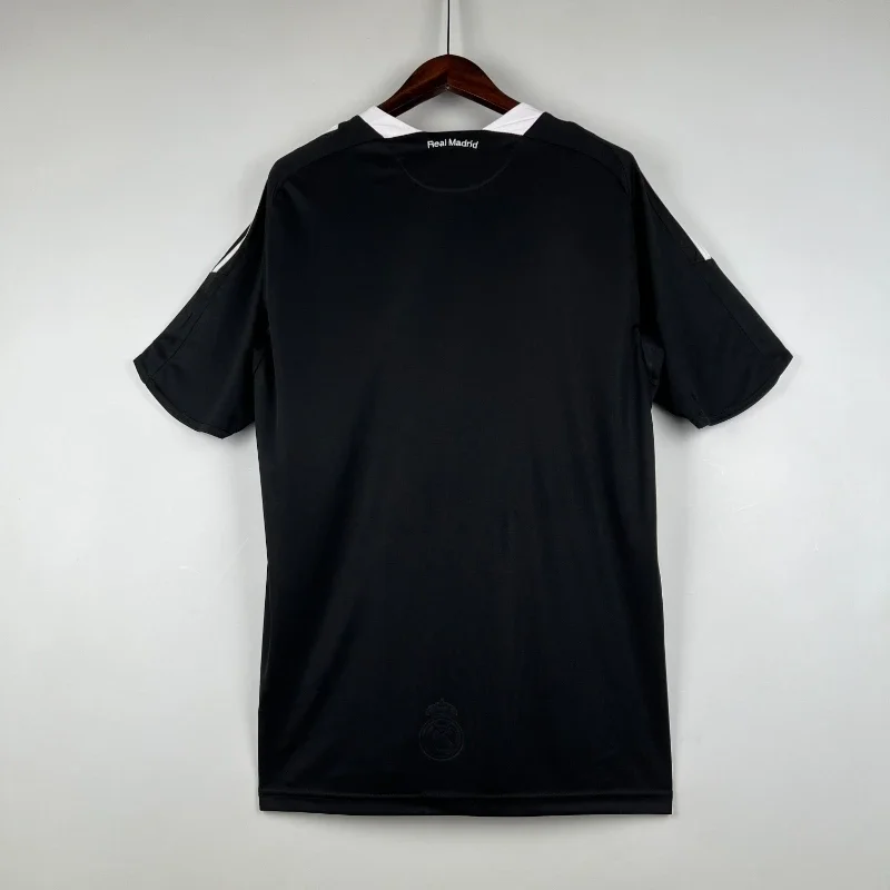 Retro-2008-09-Real-Madrid-Soccer-Jersey-Second-Away-1.webp
