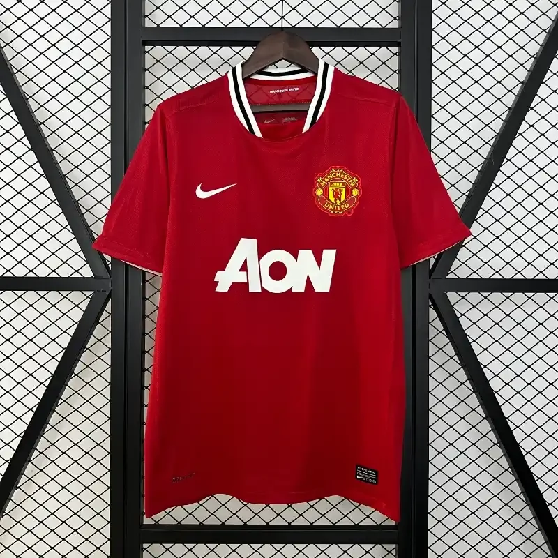 Retro-2011-12-Manchester-United-Soccer-Jersey-Home-3.webp