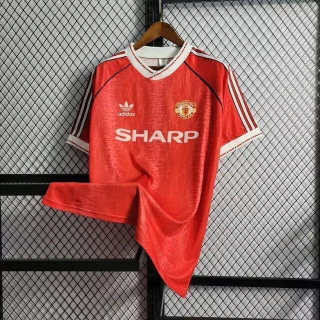 camisa-retro-man-united-90-92-home-adidas-vermelho-imagem2-jpeg1-ac57cd94f50bec376816944078095015-1024-1024.webp