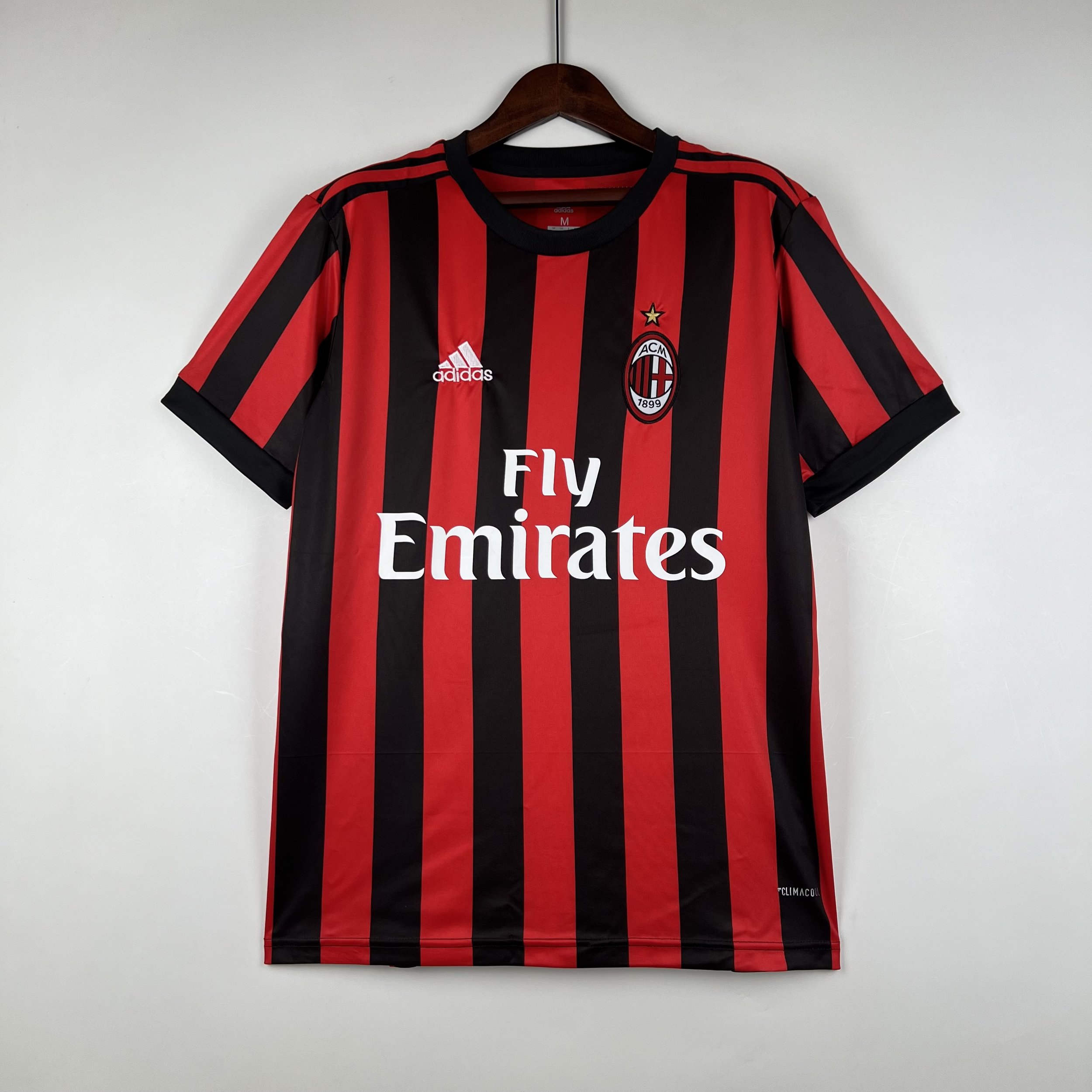 Retro AC Milan 17/18 Home S-XXL