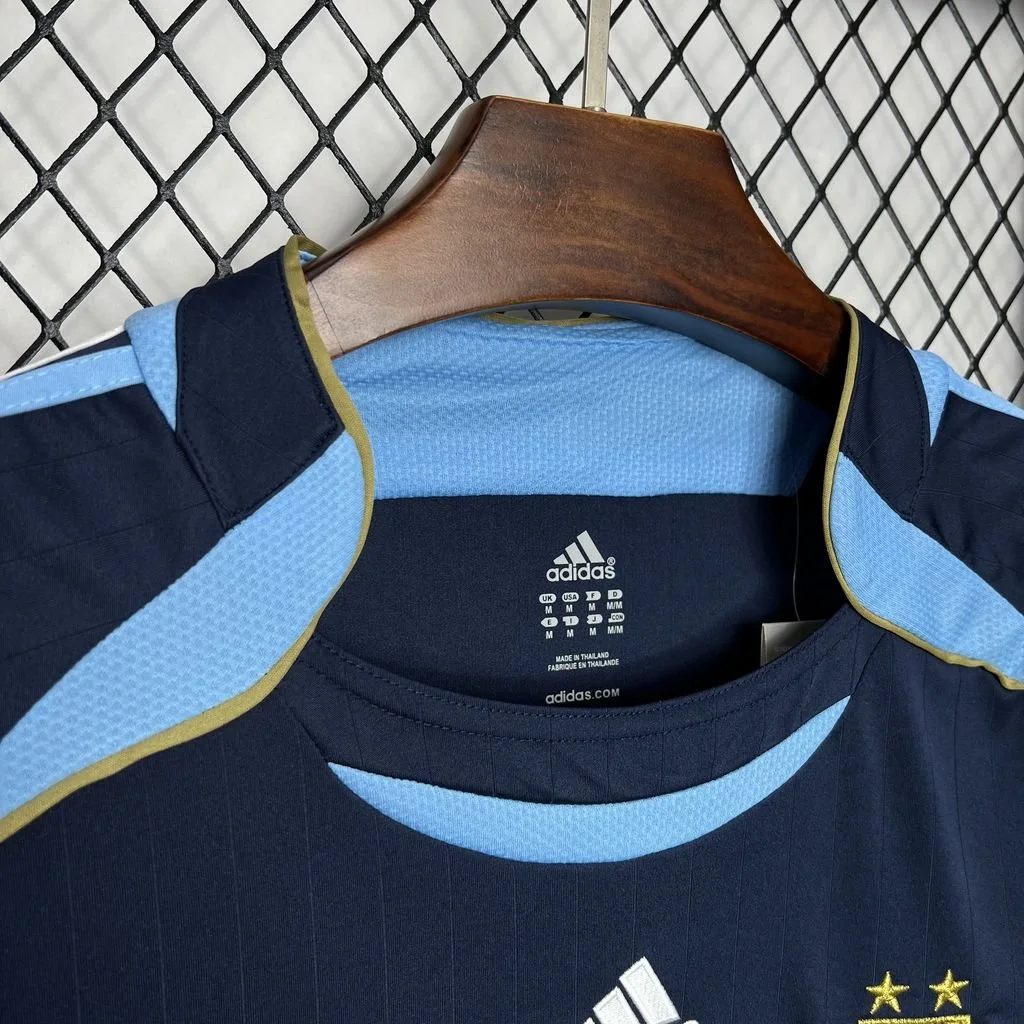 2006 Argentina Away Jersey.jpg