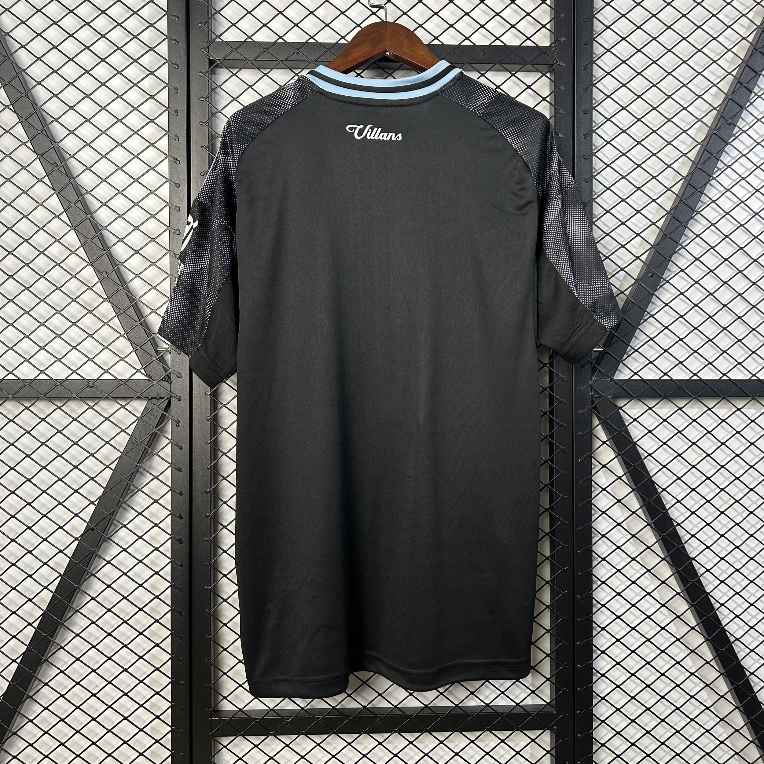 Aston Villa 25-26 FV Away B.jpg