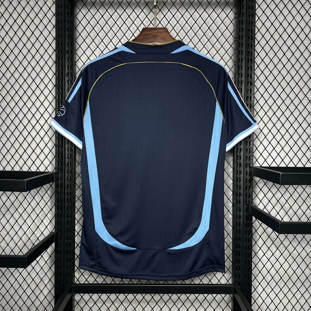 2006 Argentina Away Jersey.jpg