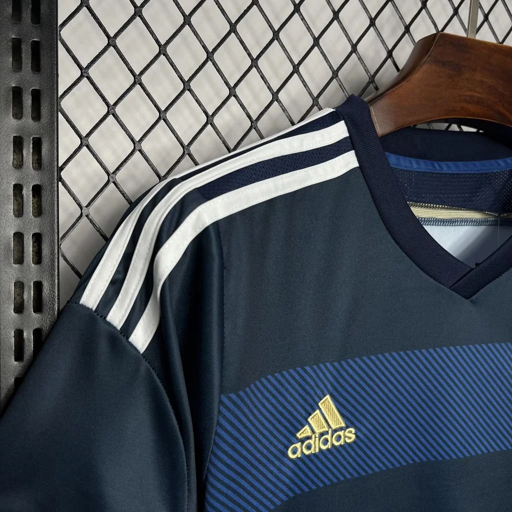 2014 Argentina Away Jersey.jpg