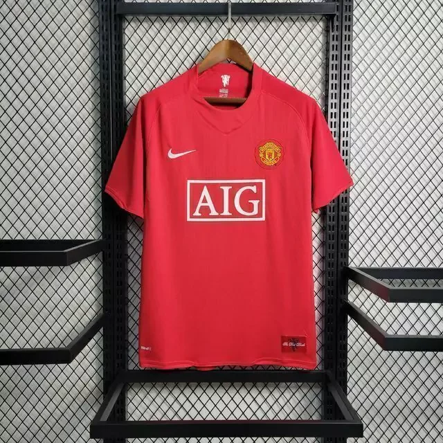 camisa-retro-manchester-united-07-08-home-nike-vermelho-imagem1-jpeg1-66a97e5ed67c8847b516941853319656-1024-1024.webp