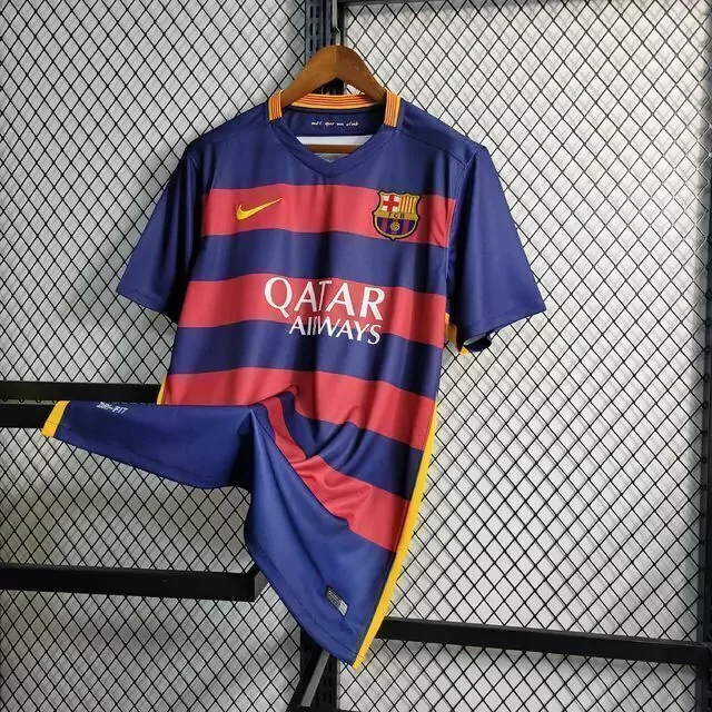 camisa-retro-barcelona-15-16-home-nike-vermelho-azul-imagem3-jpeg1-cf2c507b1960fc253a16942214146094-1024-1024.webp
