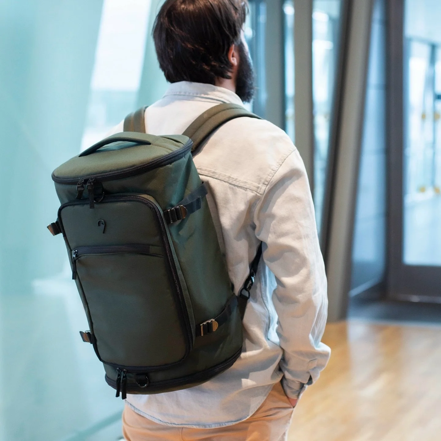 Flight Barrel Bag: Your go-to travel companion with room for everything you need🎒 And yes&hellip; There&rsquo;s a matching toiletry bag to complete the set✨ #northpioneer #backpack #ryggsekk #reise #reiseutstyr