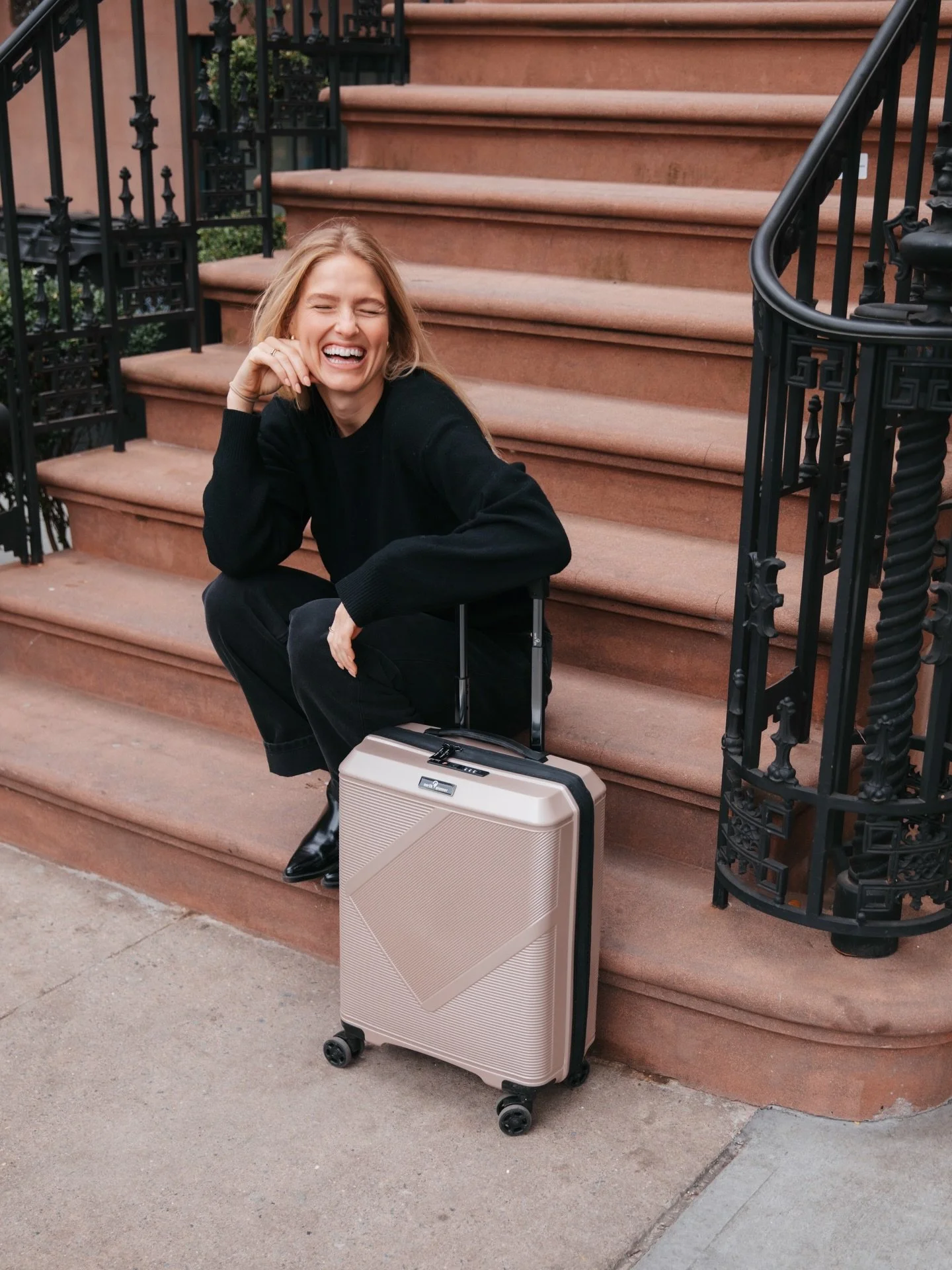 Pack light. Move fast. Look good doing it. ✨
#northpioneer #suitcase #travel