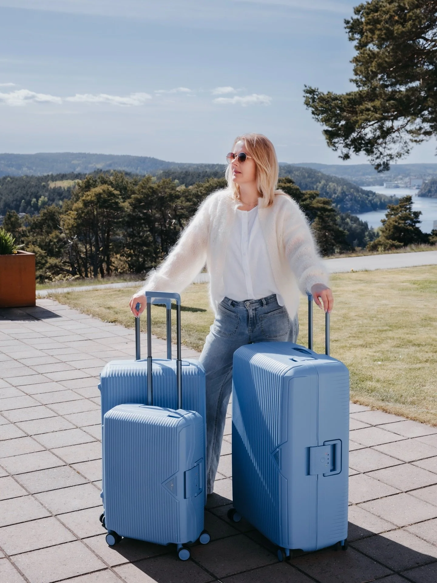 Do you have any travel plans this summer? Our suitcases makes it easier for you to bring everything you need whereever you are going! 👋🏼 #northpioneer #reiseutstyr #reise #koffert