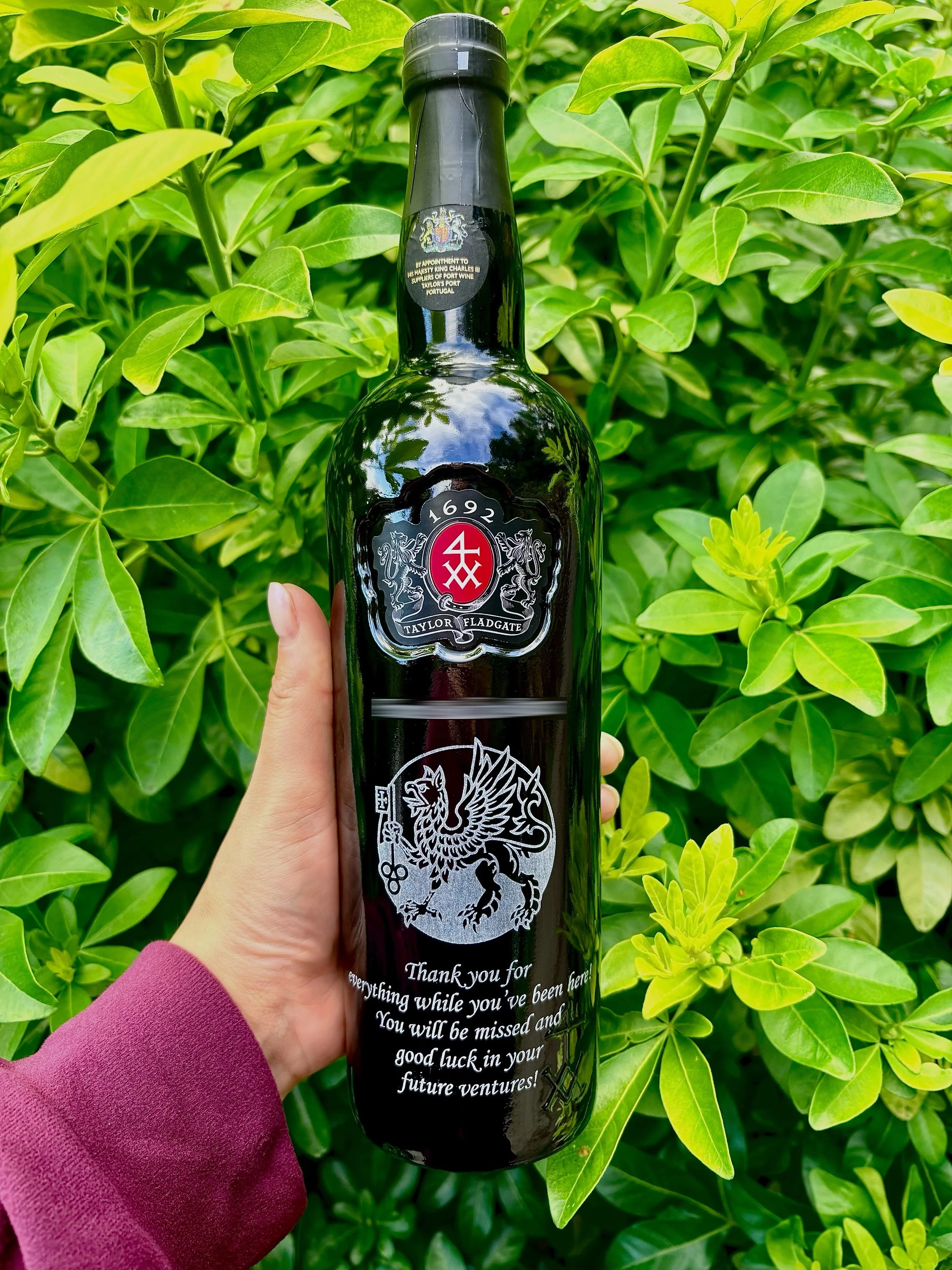 A leaving gift they&rsquo;ll actually want to keep 🍷

A bottle of Taylor&rsquo;s Port, personalised with their crest and a message to mark the occasion.

We can engrave logos, crests, wording or a combination of all three &mdash; so you can make eac