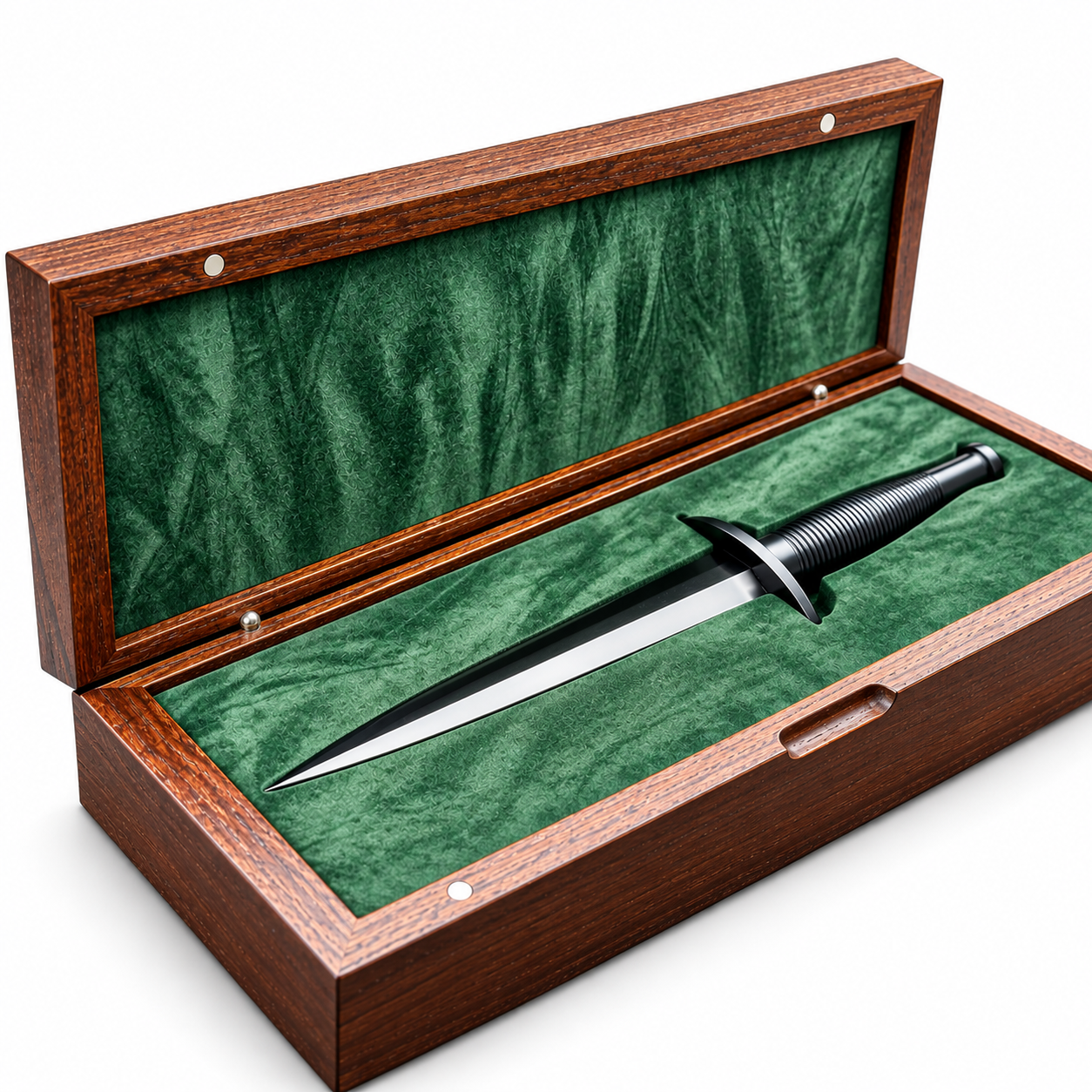 Commando Dagger in Wooden Box - Copy.png