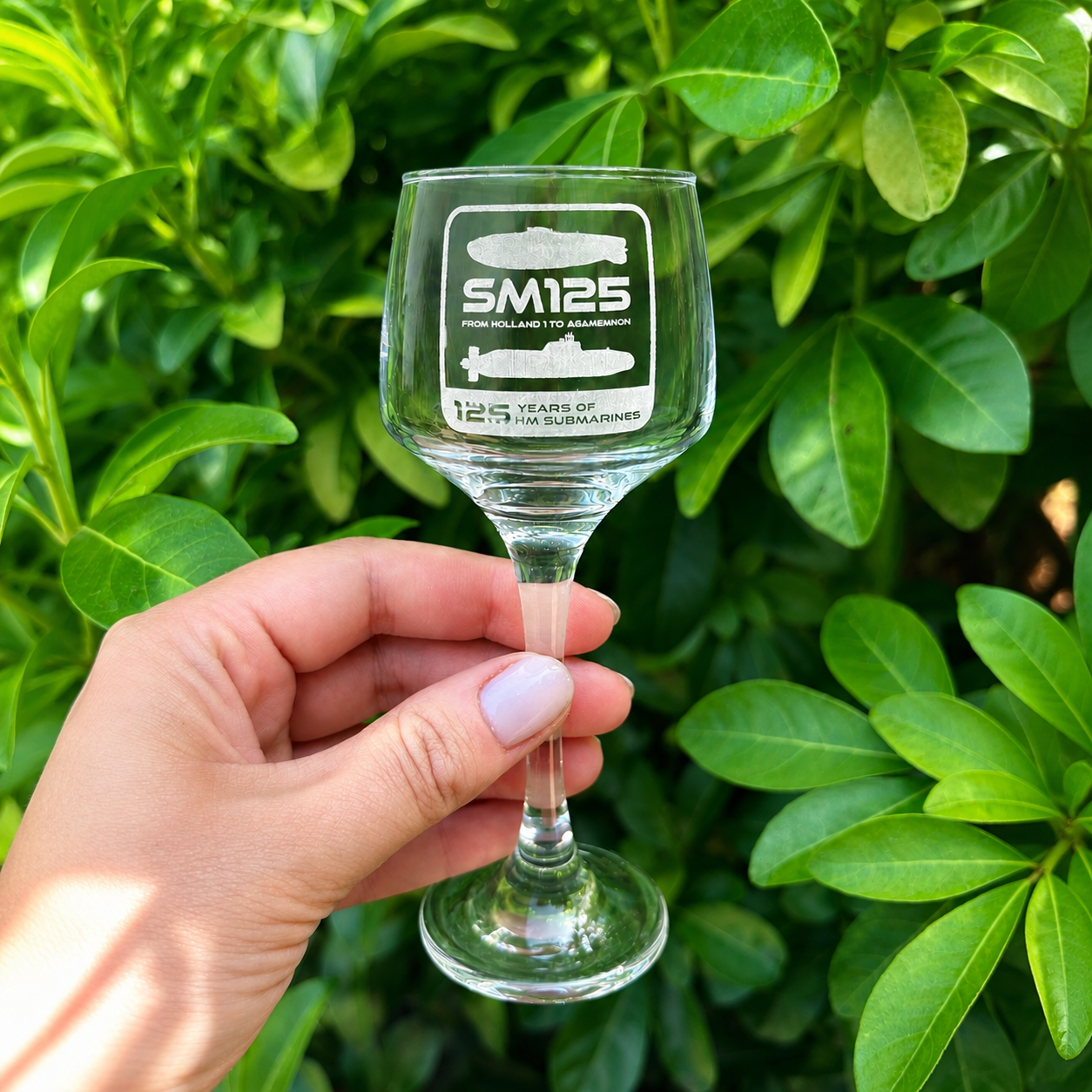 SM125 Port Glass Square.png