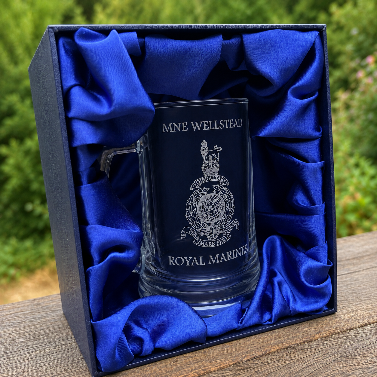 Glass Tankard in Presentation Box 1.PNG