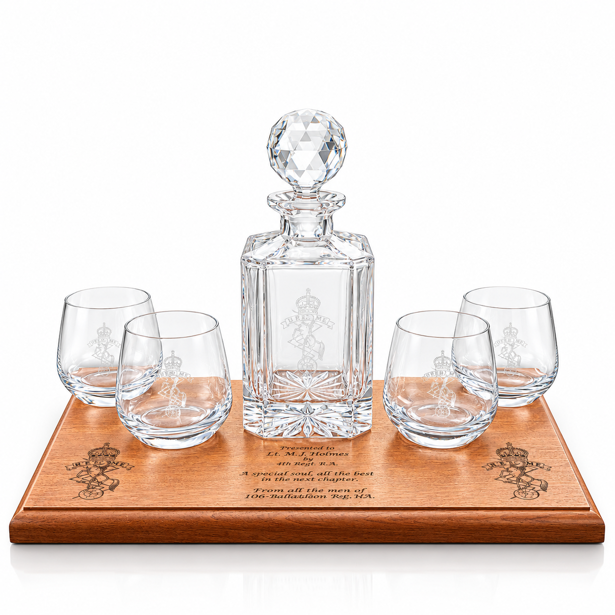 Square Decanter 4 Glasses.png