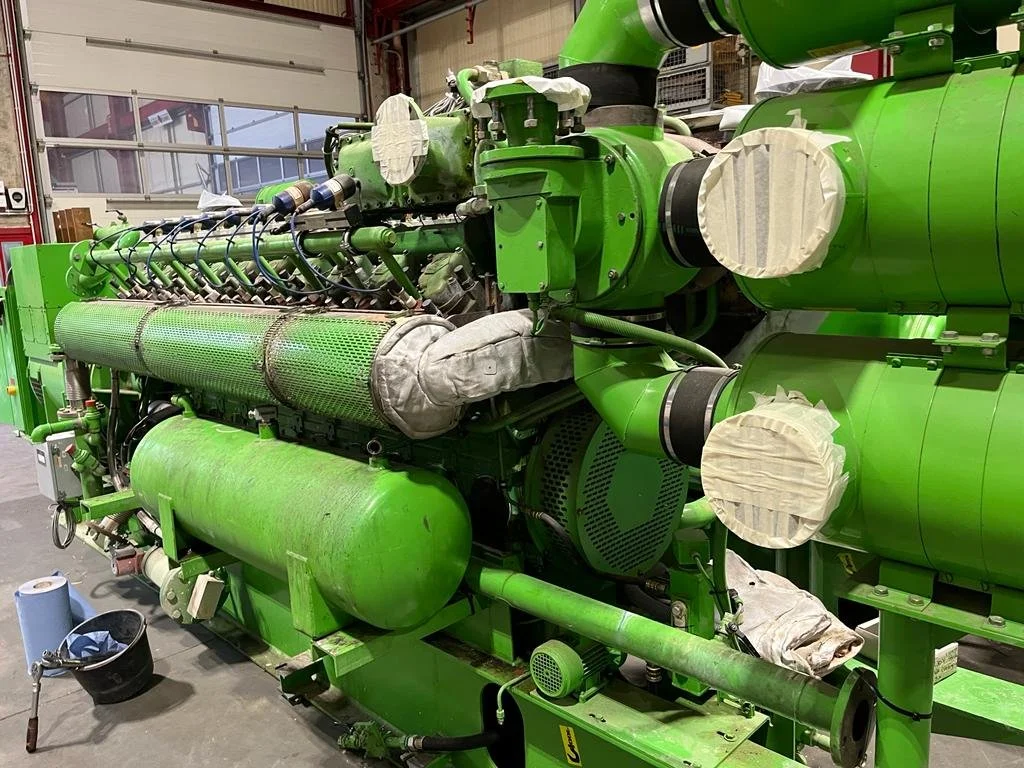 852 kW Jenbacher Natural Gas Generator