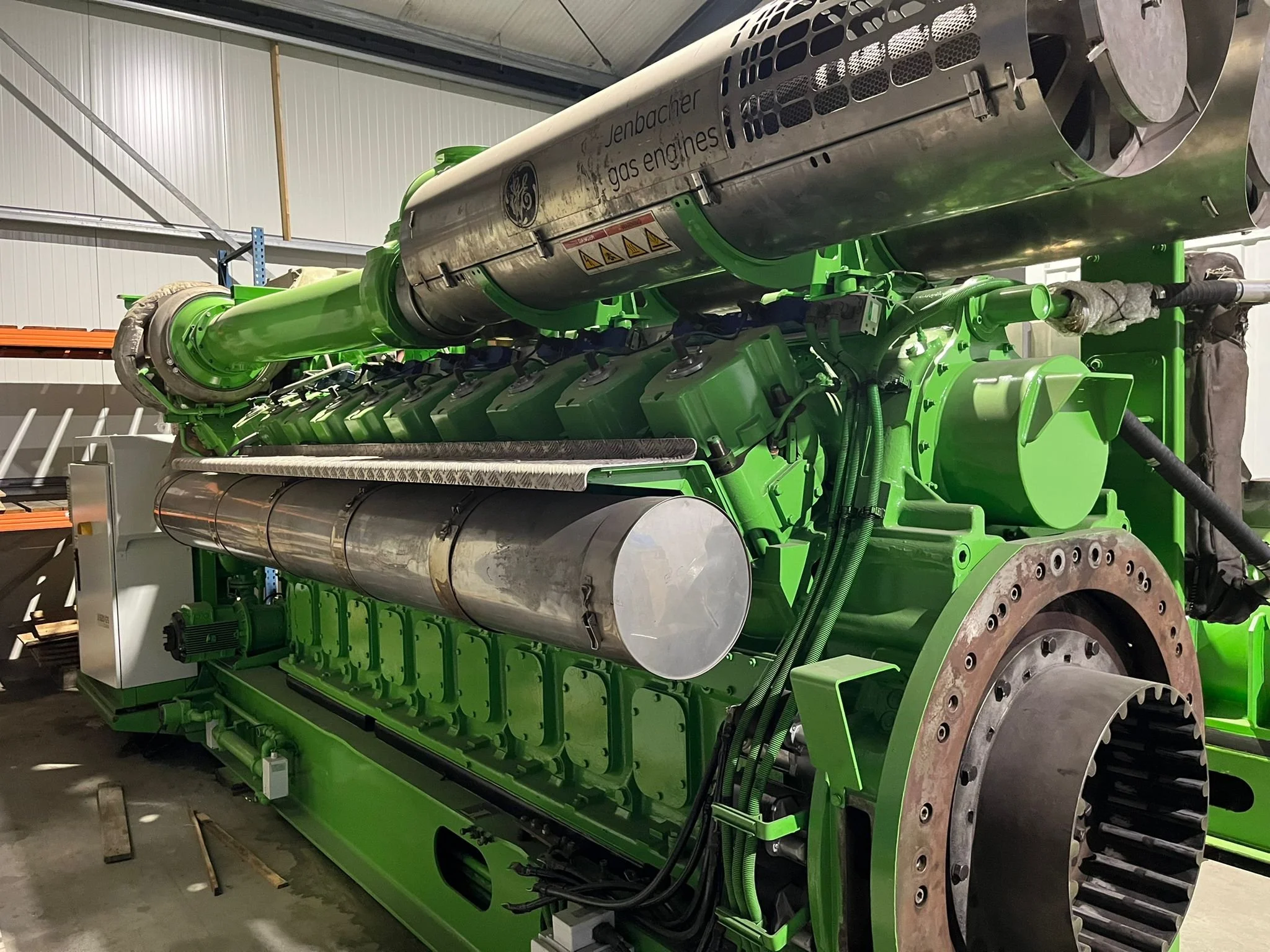 3044 kW Jenbacher Natural Gas Generator 